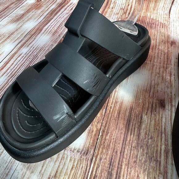 Crocs BROOKLYN LUXE Womens Size 6 Black Gladiator Wedge Sandals Open Toe Shoes - Picture 4 of 9